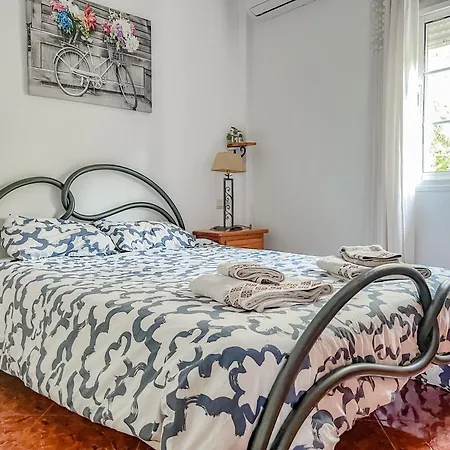 Cd-2253 Two Bedroom With Pool In Frigillana Vila